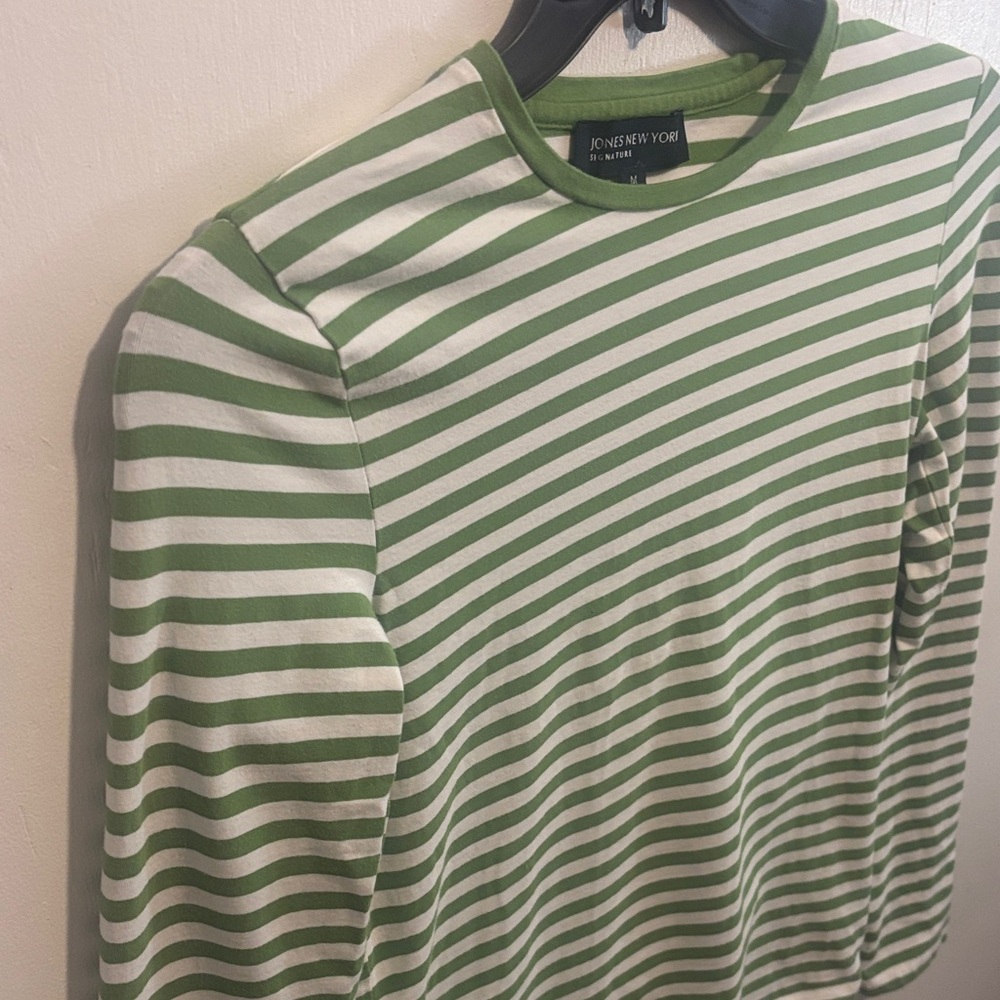 Jones New York Green and White Striped Top - Picture 4 of 5